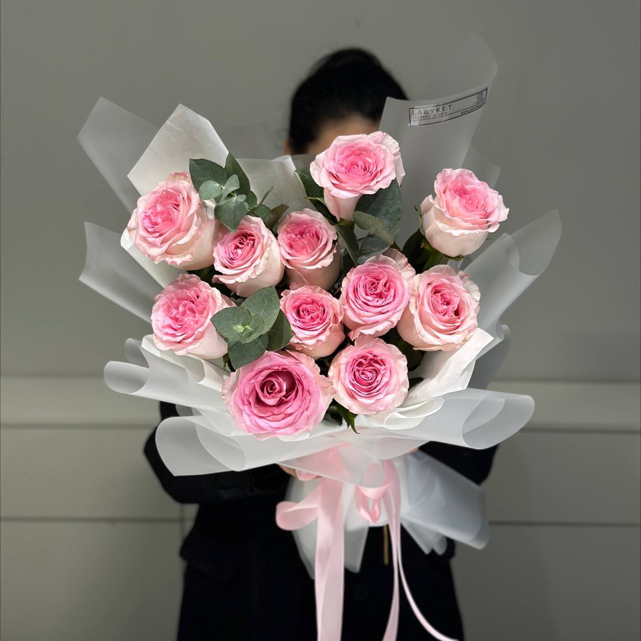 photo_5310057205979614212_y