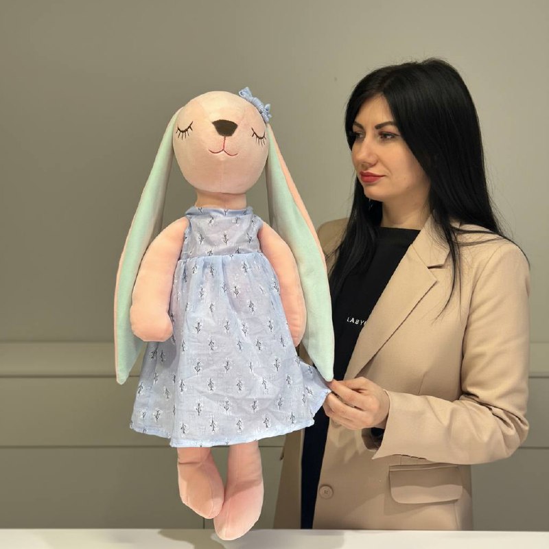 photo_5222095244965384734_x