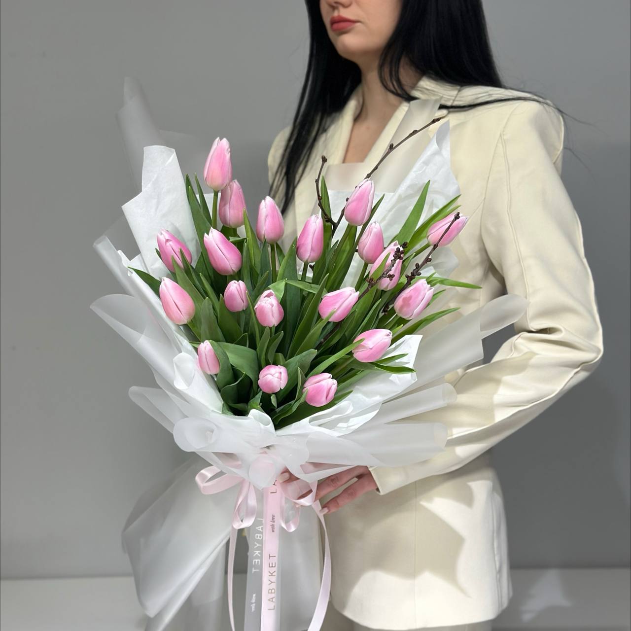 photo_5244556781462163150_y (1)